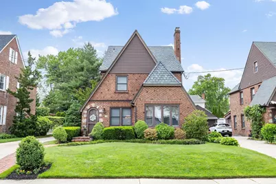 179 Brixton Road S, Garden City South, NY 11530 - Photo 1