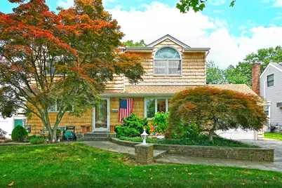 3665 Centerview Avenue, Wantagh, NY 11793 - Photo 1
