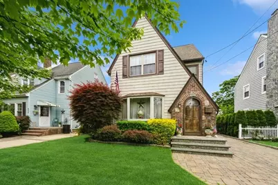 445 Wellington Road, Mineola, NY 11501 - Photo 1