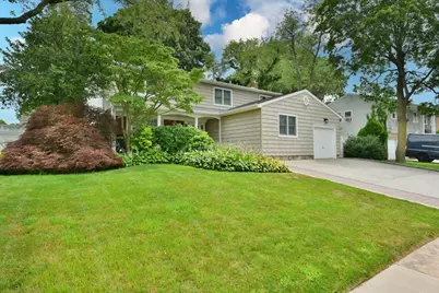 7 Albergo Lane, Syosset, NY 11791 - Photo 1