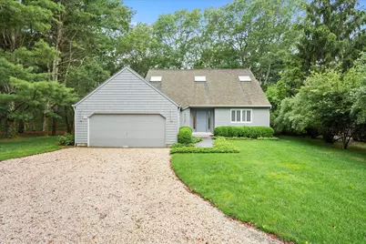 44 Huckleberry Lane, East Hampton, NY 11937 - Photo 1