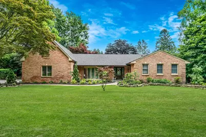 6 Memas Court, Dix Hills, NY 11746 - Photo 1