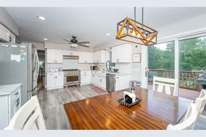 7 Glen Court, Pawling, NY 12564 - Photo 1