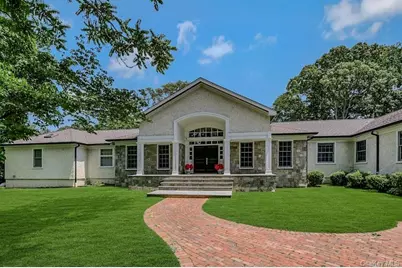 47 Sherwood Gate, Oyster Bay, NY 11771 - Photo 1