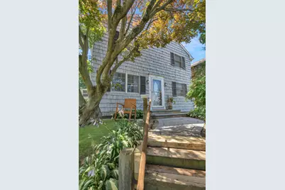 18 Neulist Avenue, Port Washington, NY 11050 - Photo 1