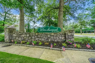 2411 Wilshire Lane #2411, Oakdale, NY 11769 - Photo 1