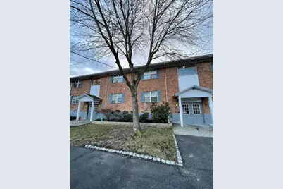 702 Barclay Manor #7B, Balmville, NY 12550 - Photo 1