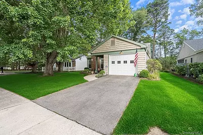 304 Kingston Court, Ridge, NY 11961 - Photo 1