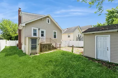 405 Hamilton Avenue, Hewlett, NY 11557 - Photo 1