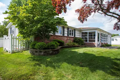 6 Freshman Lane, Stony Brook, NY 11790 - Photo 1