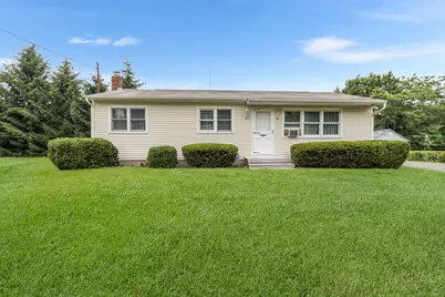 88 Old Country Road, East Quogue, NY 11942 - Photo 1