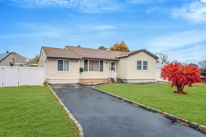 445 Madison Avenue, Brentwood, NY 11717 - Photo 1