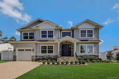 4 Kroll Street, Plainview, NY 11803 - Photo 1