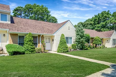 67 Crescent Circle, Holbrook, NY 11741 - Photo 1