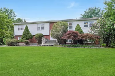 108 Eastview Drive, Valhalla, NY 10595 - Photo 1