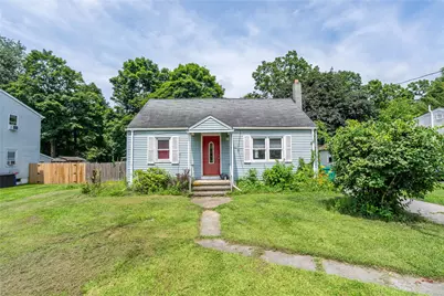 17 Henmond Boulevard, Poughkeepsie, NY 12603 - Photo 1