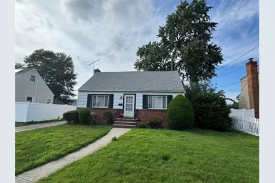 3 Rhodes Lane, Hicksville, NY 11801 - Photo 1