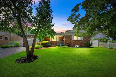 10 Satinwood Road, Bayville, NY 11709 - Photo 1