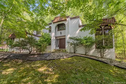 23 Rolling Way, New City, NY 10956 - Photo 1
