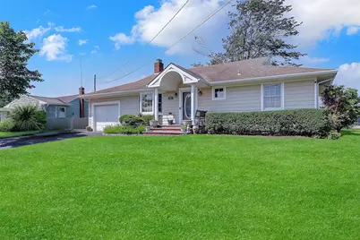 30 Bonita Road, East Quogue, NY 11942 - Photo 1