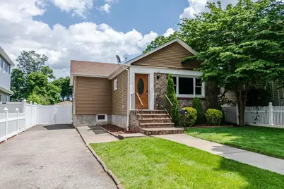 929 Oakland Court, North Bellmore, NY 11710 - Photo 1