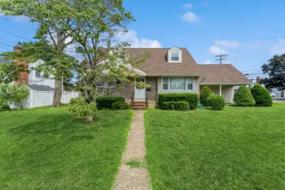 106 Bregman Avenue, New Hyde Park, NY 11040 - Photo 1