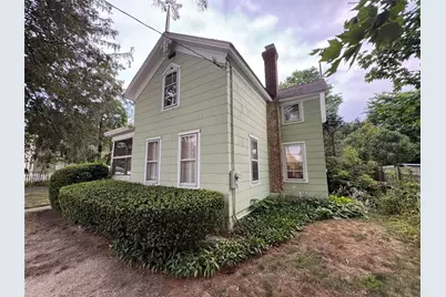 627 Roanoke Avenue, Riverhead, NY 11901 - Photo 1