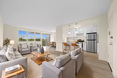 880 Boynton Avenue #8B, Bronx, NY 10473 - Photo 1