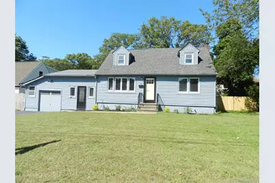 39 W 3rd Street, Patchogue, NY 11772 - Photo 1