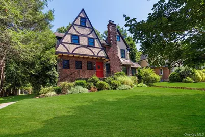 1017 The Parkway, Mamaroneck, NY 10543 - Photo 1