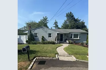 141 Iroquois Street, Ronkonkoma, NY 11779 - Photo 1