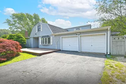 6 Lollypine Lane, Medford, NY 11763 - Photo 1