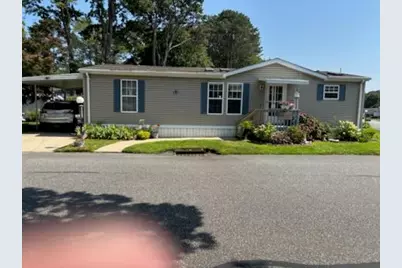 1661-290 Old Country Road #290, Riverhead, NY 11901 - Photo 1