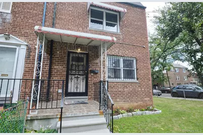 3000 Radcliff Avenue, Bronx, NY 10469 - Photo 1
