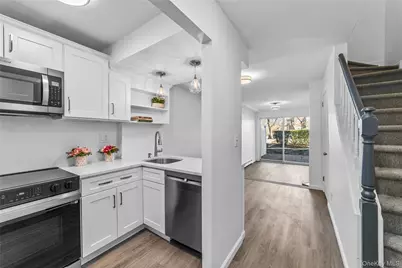 10 Westview Avenue #H, White Plains, NY 10603 - Photo 1