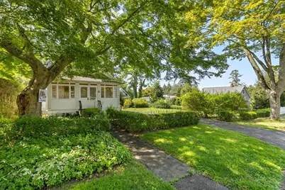 98 Westlake Drive, Valhalla, NY 10595 - Photo 1