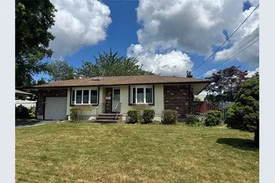 18 Sugarwood Lane, Commack, NY 11725 - Photo 1