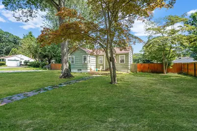 35 Oakland Avenue, Miller Place, NY 11764 - Photo 1