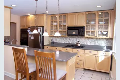 460 Old Town Road #7K, Port Jefferson Station, NY 11776 - Photo 1