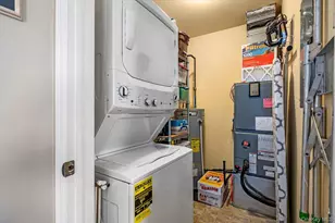 1 Atlantic Ave, Farmingdale, NY 11735 - Photo 14