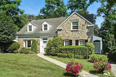 14 Ridgecrest East, Scarsdale, NY 10583 - Photo 1