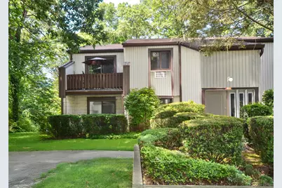 99 Richmond Boulevard #3A, Ronkonkoma, NY 11779 - Photo 1