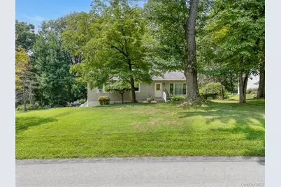 156 Bart Drive, Poughkeepsie, NY 12603 - Photo 1