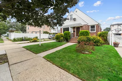 8441 265th Street, Floral Park, NY 11001 - Photo 1