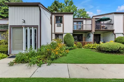 43 Richmond Boulevard #2A, Ronkonkoma, NY 11779 - Photo 1