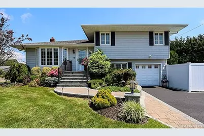 12 Barnum Avenue, Plainview, NY 11803 - Photo 1