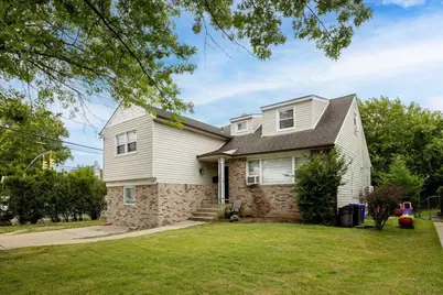 559 Arlington Place, Cedarhurst, NY 11516 - Photo 2