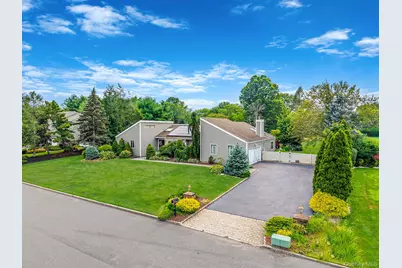 14 Jesse Way, Mount Sinai, NY 11766 - Photo 1