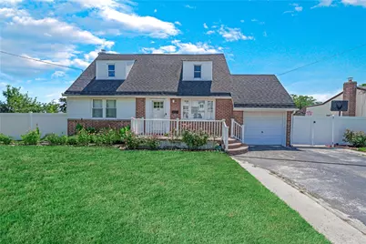 199 Guildford Court, West Hempstead, NY 11552 - Photo 1