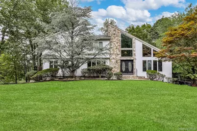 14 S Post Lane, Airmont, NY 10952 - Photo 1